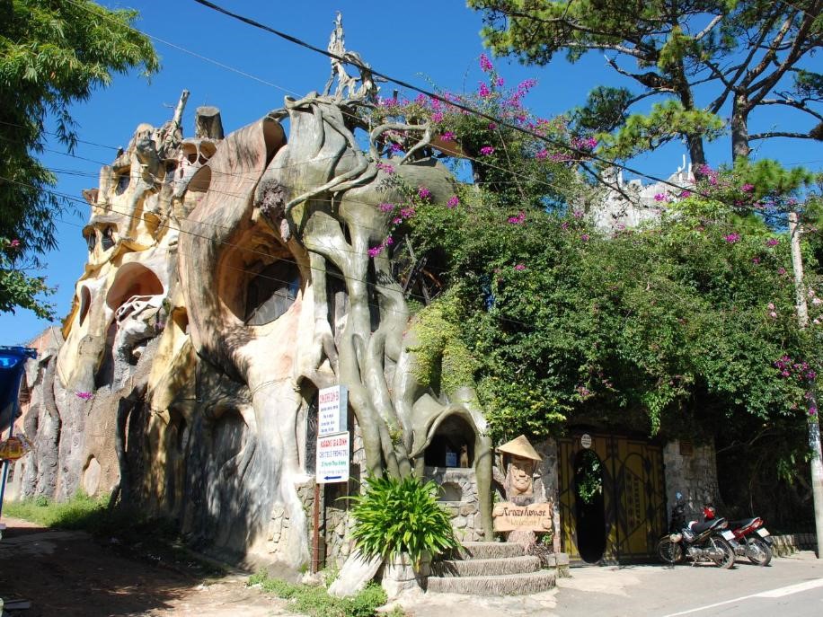 瘋狂屋(Crazy House)