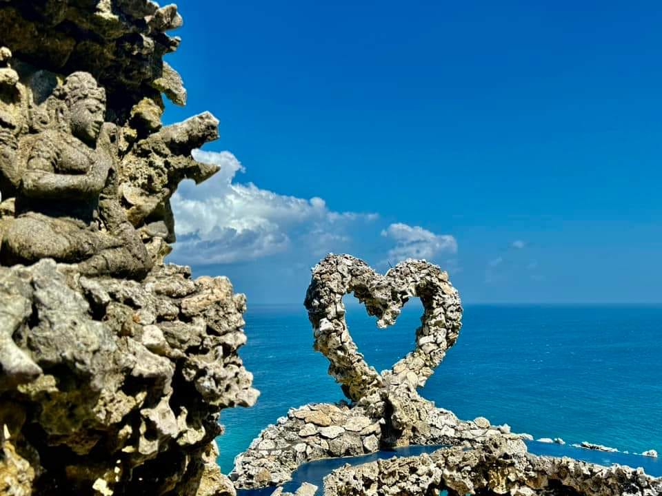 網紅懸涯海景餐廳 (印式套餐+雞尾酒椰子汁)